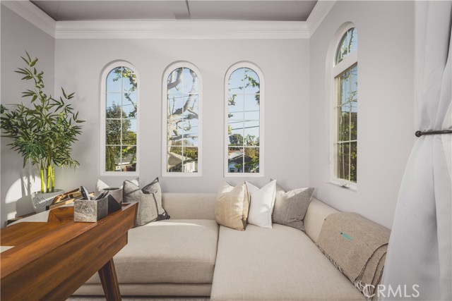 Detail Gallery Image 25 of 39 For 717 35th St, Manhattan Beach,  CA 90266 - 4 Beds | 4/2 Baths