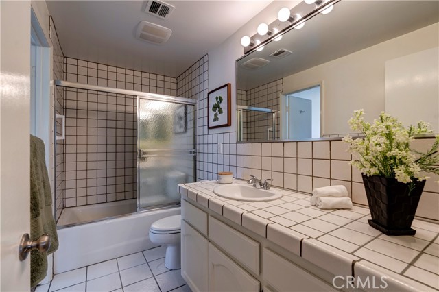 Detail Gallery Image 25 of 32 For 20322 Callaway Ave, Lakewood,  CA 90715 - 3 Beds | 2 Baths