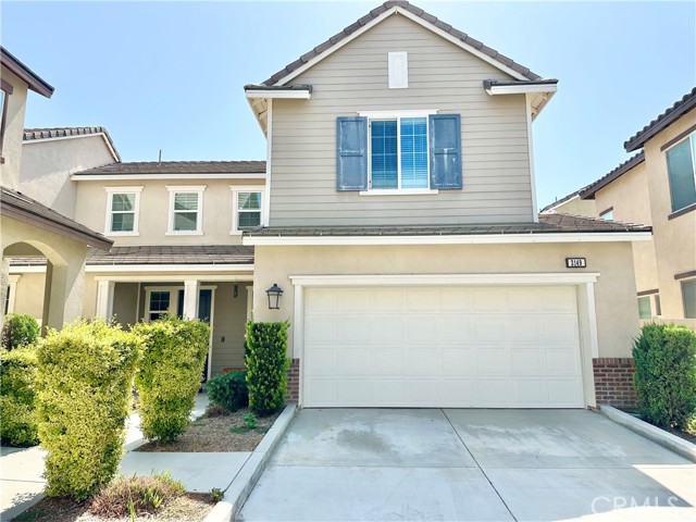 3149 E Painted Crescent Street, Ontario CA: https://media.crmls.org/medias/f7c21f1e-4ec9-44e3-b041-5cffc88bf9c2.jpg