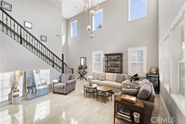 42 Castellana, Lake Forest CA: https://media.crmls.org/medias/f7c2aa37-8c5e-4dfd-a097-0e9d28a8f73c.jpg