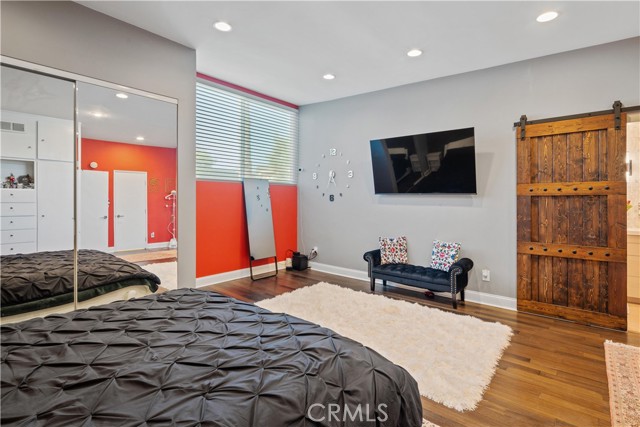 Detail Gallery Image 21 of 32 For 4655 Natick Ave #1,  Sherman Oaks,  CA 91403 - 4 Beds | 3 Baths