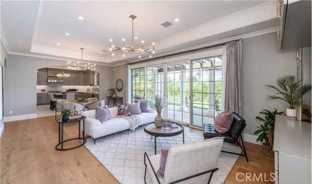 2119 Holly Avenue, Arcadia CA: https://media.crmls.org/medias/f7c39f1f-a70d-4ac1-85c2-9d78c8484d85.jpg