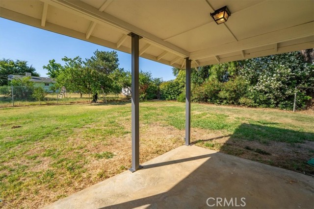 21999 Riverside Avenue, Red Bluff CA: https://media.crmls.org/medias/f7c3d874-829d-4872-bbbb-0f9d77852dd2.jpg