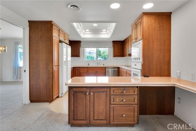 Detail Gallery Image 4 of 40 For 948 W Notre Dame St, Upland,  CA 91786 - 4 Beds | 2/1 Baths