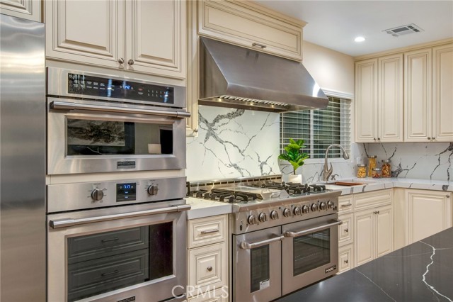 16509 Adlon Road photo 6