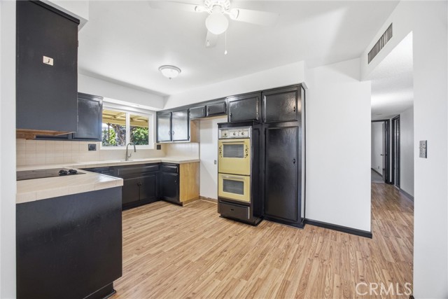 Detail Gallery Image 25 of 45 For 409 Borman Ave, Bakersfield,  CA 93308 - 3 Beds | 2 Baths