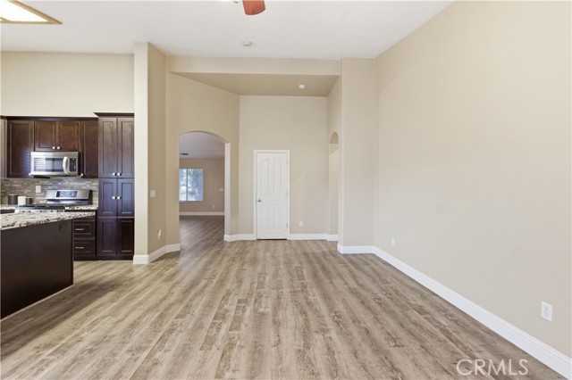 Detail Gallery Image 13 of 49 For 2089 Patriotic, Atwater,  CA 95301 - 4 Beds | 2 Baths