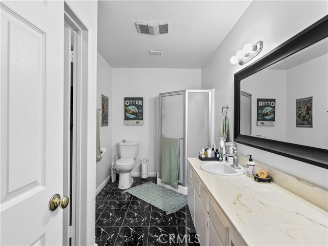 12720 Burbank Boulevard, Valley Village CA: https://media.crmls.org/medias/f7c55648-75c6-4fa0-861d-c991afb94e61.jpg