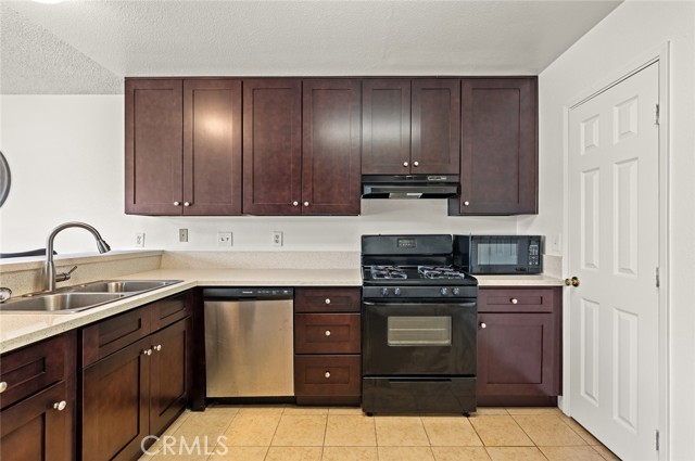 Detail Gallery Image 12 of 33 For 4505 Donner Ct, Montclair,  CA 91763 - 3 Beds | 2 Baths