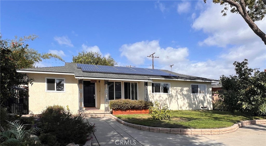 6431 E El Roble