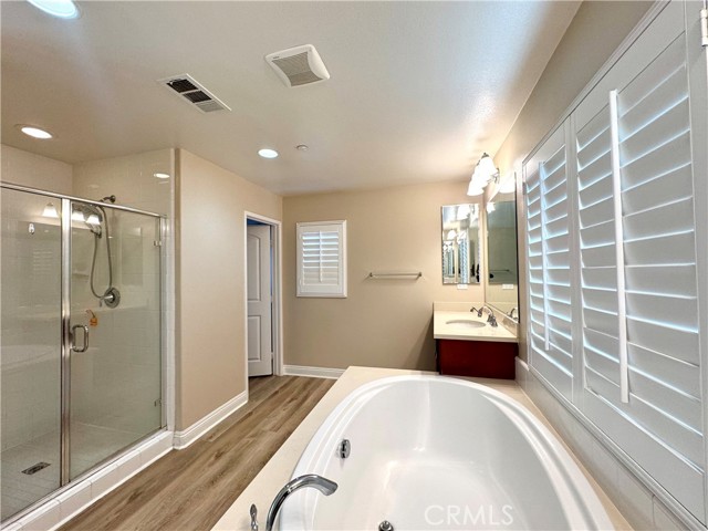 Detail Gallery Image 26 of 36 For 13945 Barnett Ln, Corona,  CA 92880 - 5 Beds | 3/1 Baths