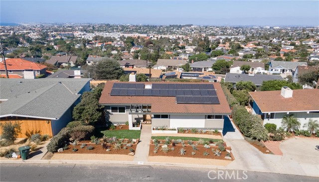 Detail Gallery Image 56 of 61 For 221 via Los Miradores, Redondo Beach,  CA 90277 - 4 Beds | 3/1 Baths