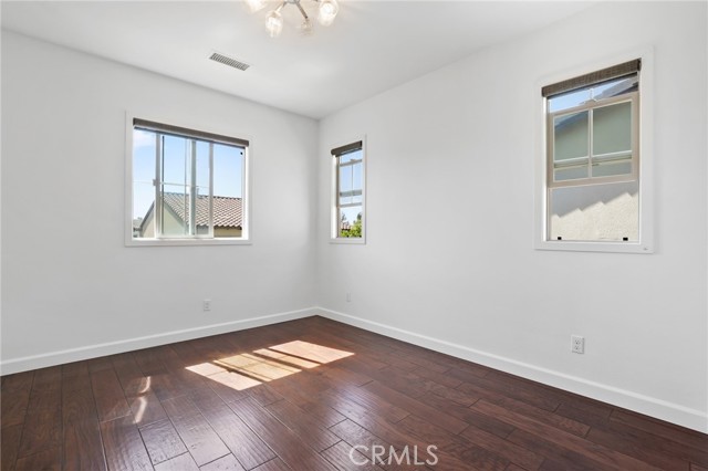 12 Gardenia, Lake Forest CA: https://media.crmls.org/medias/f7c6e19e-006c-48d0-9d66-b3b226c76046.jpg