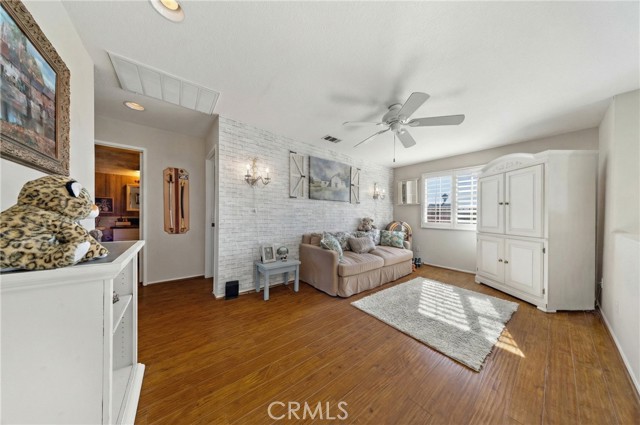 Image 13 of 48 For 33578 Rosewood Circle