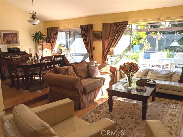 4222 Kingfisher Road photo 7