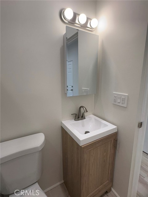 Detail Gallery Image 12 of 24 For 22119 San Miguel St, Woodland Hills,  CA 91364 - 1 Beds | 1 Baths