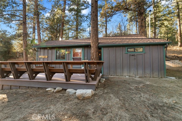 Detail Gallery Image 2 of 22 For 28 Lakeview Tract, Fawnskin,  CA 92333 - 2 Beds | 1 Baths
