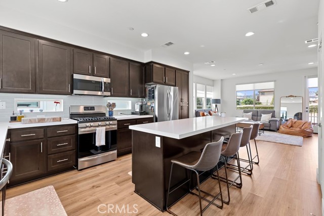 Detail Gallery Image 17 of 51 For 119 E Knox Dr, La Habra,  CA 90631 - 3 Beds | 2/1 Baths