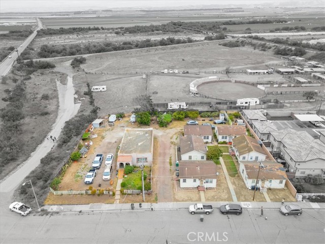 4589 12th Street, Guadalupe CA: https://media.crmls.org/medias/f7c9a842-ebf1-4b06-afa3-b27fd77b9d63.jpg