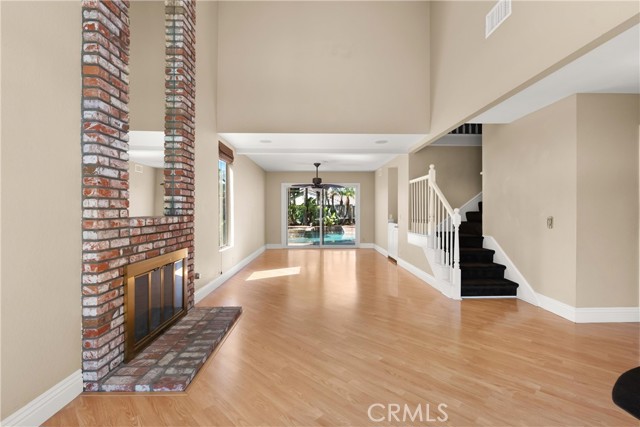 8449 E Meadowridge Street, Anaheim CA: https://media.crmls.org/medias/f7ca80e8-cca6-4bb0-b810-dc450d3ffcf2.jpg