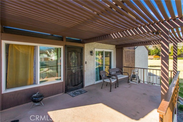 Detail Gallery Image 7 of 28 For 2056 Teak Ct, San Bernardino,  CA 92404 - 2 Beds | 1 Baths