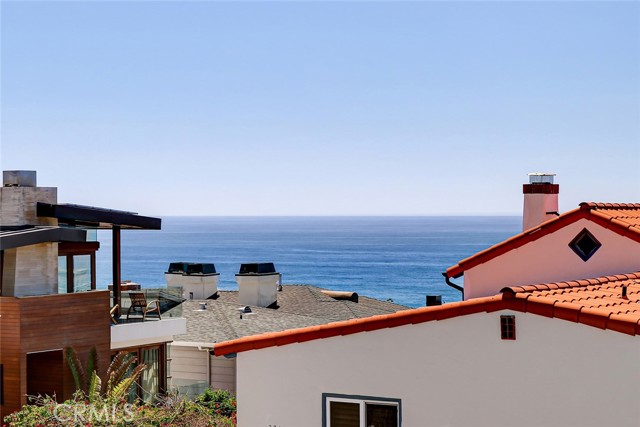 3302 Manhattan Avenue, Manhattan Beach, California 90266, 2 Bedrooms Bedrooms, ,2 BathroomsBathrooms,Residential,Sold,Manhattan,SB23167396