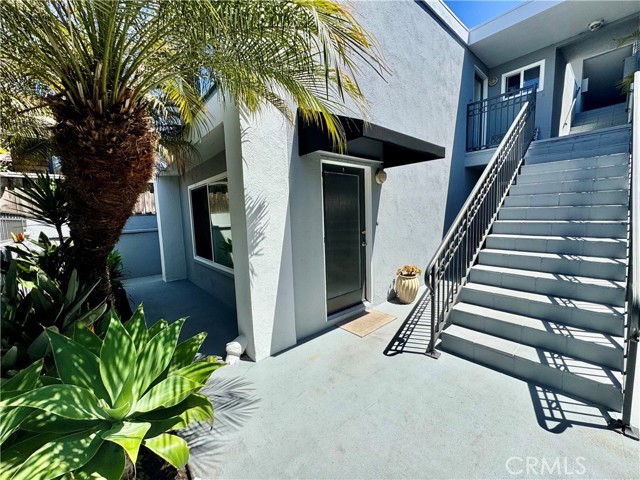 970 Glenneyre Street, Laguna Beach CA: https://media.crmls.org/medias/f7cc87e9-d07f-4ebc-89ba-6805aa435b20.jpg