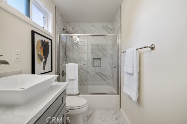 1174 W 6th Street, San Pedro CA: https://media.crmls.org/medias/f7cd1b9a-5760-4937-a80c-d0c66033fdce.jpg