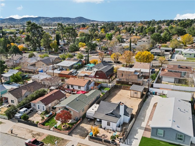 313 N 3rd St, Banning CA: https://media.crmls.org/medias/f7cd58c7-bab1-4c74-b81d-2de86f0aaba8.jpg