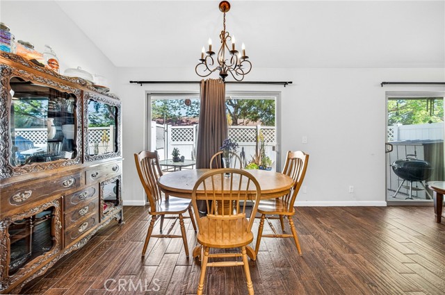 Detail Gallery Image 11 of 28 For 381 Roundtree Glen, Escondido,  CA 92026 - 2 Beds | 1 Baths