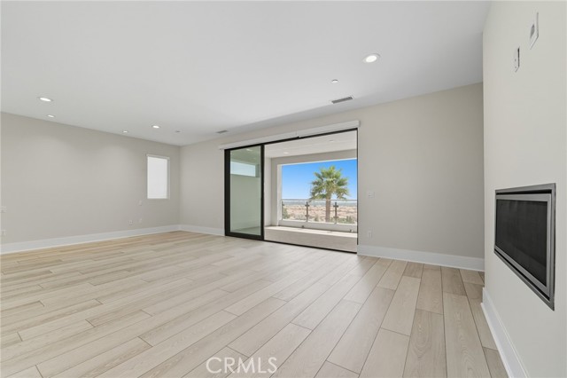 20508 W Shelley Lane, Porter Ranch CA: https://media.crmls.org/medias/f7cdebb2-7954-4c1e-9539-1af2a25e34f9.jpg
