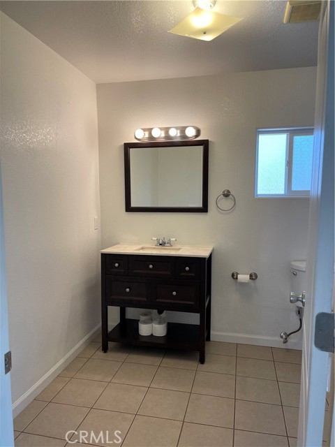 410 S Thor Street, Turlock, CA, 95380 410 S Thor Street, Turlock, CA, 95380