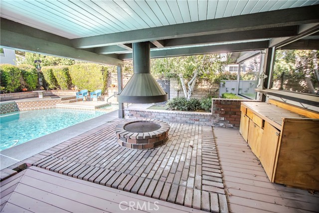 Detail Gallery Image 26 of 54 For 23910 via Copeta, Valencia,  CA 91355 - 4 Beds | 2/1 Baths