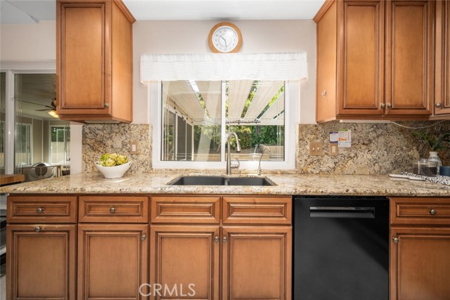 Detail Gallery Image 18 of 58 For 2432 Chippewa Ave, Placentia,  CA 92870 - 4 Beds | 2 Baths