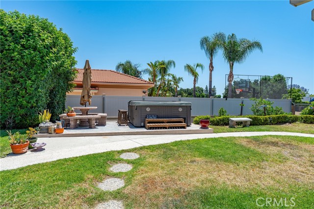 22501 Marilla Street, Chatsworth CA: https://media.crmls.org/medias/f7cf5afb-98ad-47ac-ab97-986ce1b2f016.jpg