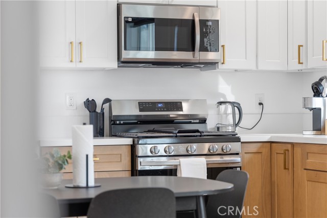 Detail Gallery Image 13 of 29 For 10290 Montevista, Montclair,  CA 91763 - 5 Beds | 3 Baths