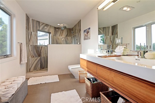 1913 Gates Avenue, Redondo Beach, California 90278, 4 Bedrooms Bedrooms, ,3 BathroomsBathrooms,Residential,Sold,Gates,SB17016231