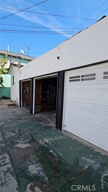 Detail Gallery Image 4 of 30 For 2546 S Bronson, Los Angeles,  CA 90018 - 5 Beds | 4 Baths