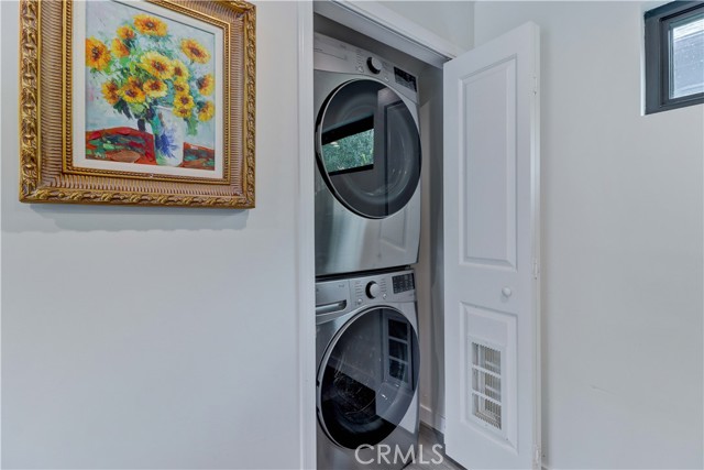 Detail Gallery Image 62 of 73 For 223 N. St. Andrews, Los Angeles,  CA 90004 - 7 Beds | 6/1 Baths