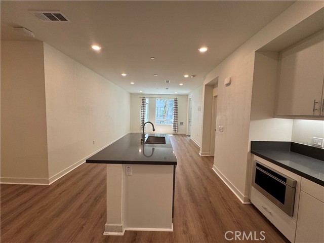 Detail Gallery Image 11 of 45 For 1312 Nolita, Irvine,  CA 92612 - 1 Beds | 1/1 Baths