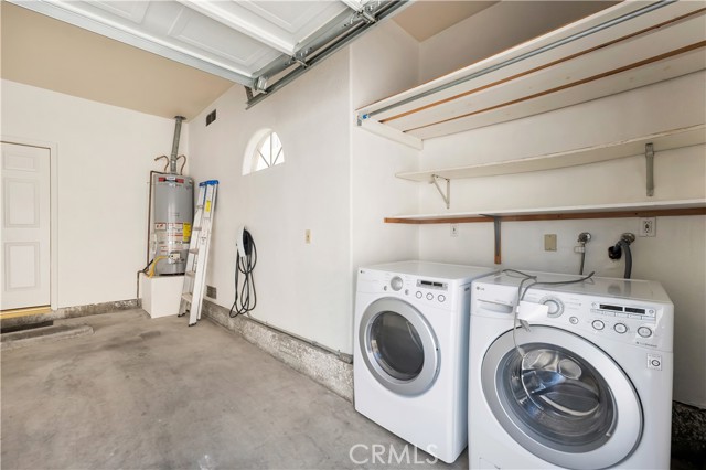 19017 Gault Street, Reseda CA: https://media.crmls.org/medias/f7d39052-30d8-4b99-ac21-ab368a24c1af.jpg