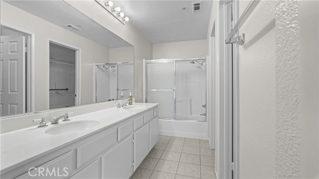 Detail Gallery Image 15 of 32 For 2951 via Milano #202,  Corona,  CA 92879 - 2 Beds | 2 Baths