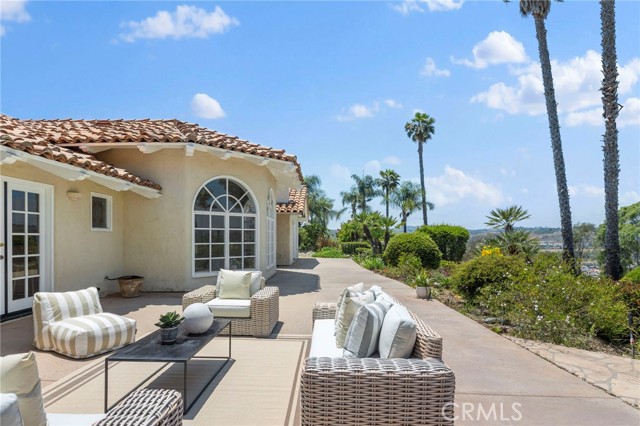 31396 Lake Vista Circle, Bonsall CA: https://media.crmls.org/medias/f7d42769-9d1a-44b6-a70b-9b78a8863525.jpg