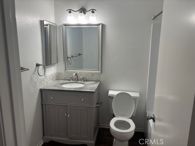 Detail Gallery Image 10 of 17 For 2608 Avenida Del Vista #102,  Corona,  CA 92882 - 1 Beds | 1 Baths