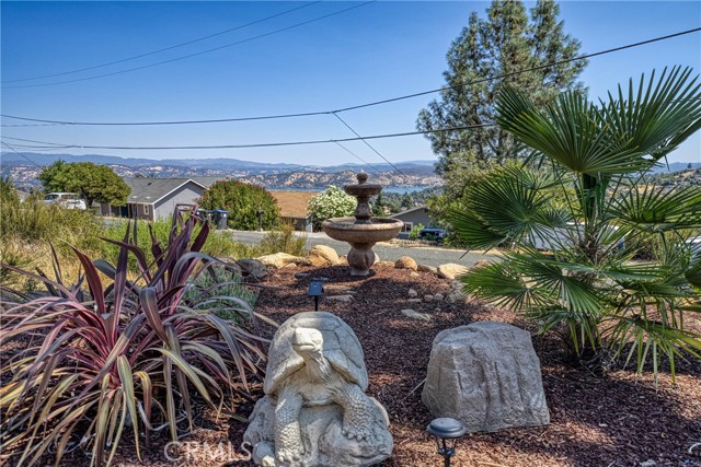 5611 Cherokee Drive, Kelseyville CA: https://media.crmls.org/medias/f7d4ec79-7633-48ba-a47b-43c228bd02ec.jpg