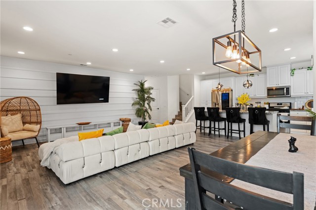 3645 E Delight Paseo, Ontario CA: https://media.crmls.org/medias/f7d77a7c-ce69-43df-9cc6-e6c85a0de8c0.jpg