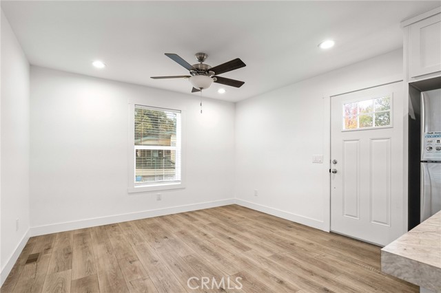 Detail Gallery Image 2 of 24 For 567 E Lassen Ave #102,  Chico,  CA 95973 - 2 Beds | 1 Baths