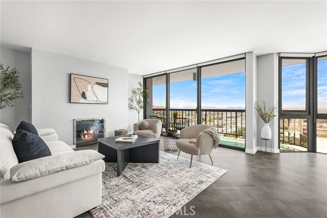 Detail Gallery Image 14 of 66 For 222 Monterey Rd #1203,  Glendale,  CA 91206 - 2 Beds | 2 Baths