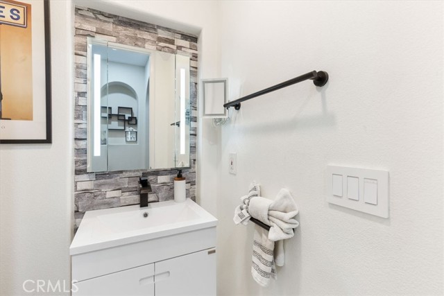 33 Craftsbury Place, Ladera Ranch CA: https://media.crmls.org/medias/f7d97139-d428-4ed3-8979-9cb8195a1920.jpg
