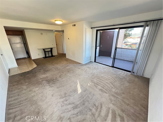 1341 Massachusetts Avenue, Riverside CA: https://media.crmls.org/medias/f7dac623-c8d4-4d07-a7f3-bcc69dc031a3.jpg